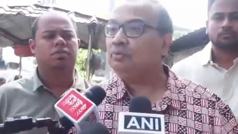 India News | Mamata Faction TMC MLA Kunal Ghosh Appears Before Police on Mahashtami, Demands Accountability for Chorbagan Stampede