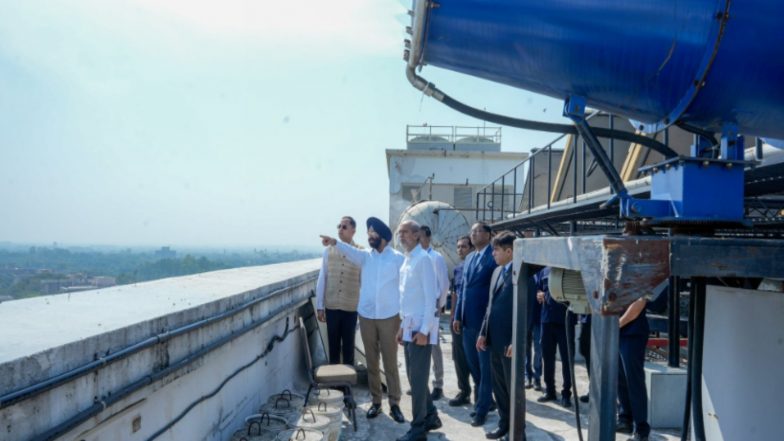 India News | Delhi Minister Sirsa Reviews Pollution Control Measures in NDMC Area, Warns of Strict Action