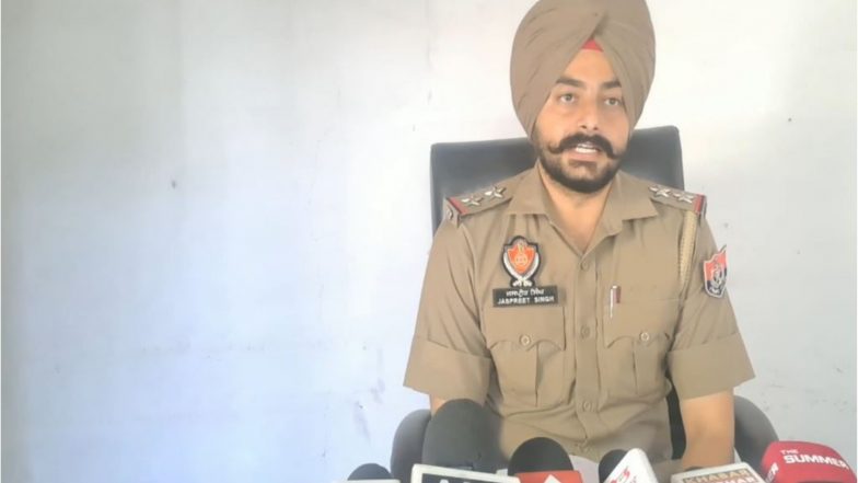 India News | Punjab: School Peon Arrested for Allegedly Molesting Minor Student in Ludhiana