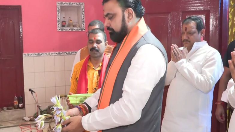 India News | Bihar CM Samrat Choudhary Visits Durga Puja Pandals in Munger, Offers Prayers