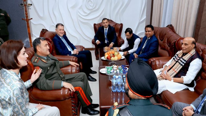 World News | Defence Minister Rajnath Singh Holds Talks with Tajik Counterpart on Sidelines of SCO HoG Meeting 