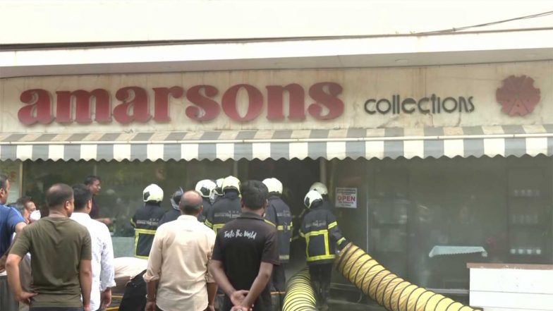 India News | Maharashtra: Fire Breaks out at Amar Sons Store in South Mumbai