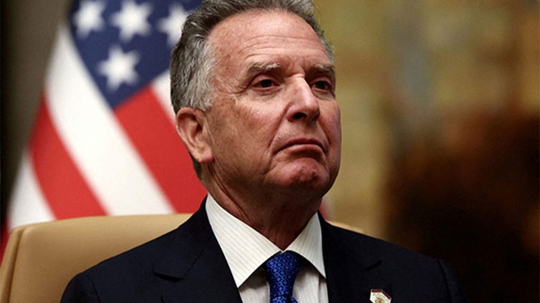 World News | US Envoy Steve Witkoff Arrives in Saint Petersburg for Meeting with Putin While Zelenskyy Calls for Swift End to War