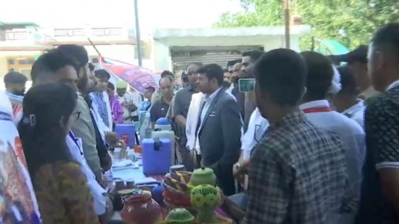 India News | JK: Rajouri DC Holds Block Diwas in Border Village of Bhawani; Hears Public Grievances, Reviews Govt Schemes