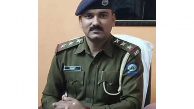 India News | Himachal DSP Undergoing Treatment in Chandigarh Claims Non-credit of Withheld Salary Despite Medical Board Confirming Spinal Ailment