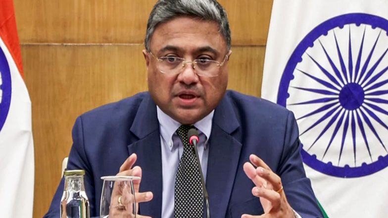 World News | PM Modi Invites Polish Firms Under 'Make in India'; Warsaw Backs New Delhi's Permanent UNSC Bid