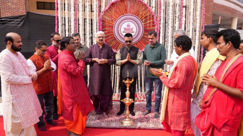 Business News | TV9 Festival of India Season 4 Signs Off in Style: Five Days of Music, Devotion and Dandiya Light Up Delhi