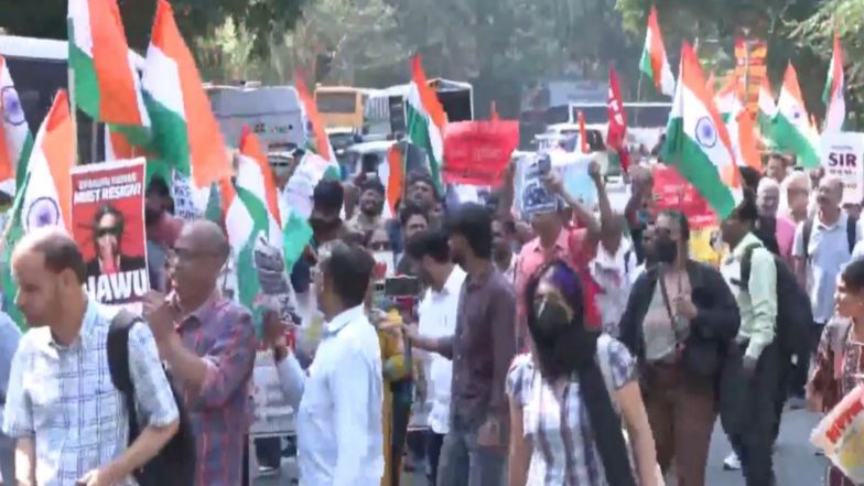 India News | Delhi: Left Parties and Student Leaders March Against SIR, Demand CEC Gyanesh Kumar’s Removal