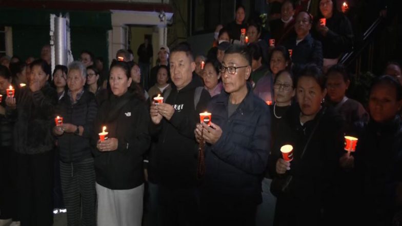 World News | Tibetans Hold Candlelight Vigil in Dharamshala for Earthquake Victims in Nakchu