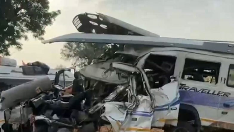 India News | Rajasthan: Three Killed, 19 Injured as Traveller Collides with Trailer on NH-48 in Bagru 