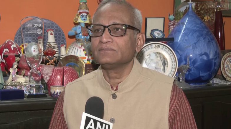 World News | Chinese 'salami Slicing' Along Arunachal Border: JNU Professor Warns of Escalation Risk as India, China Continue Military Deployments Along LAC