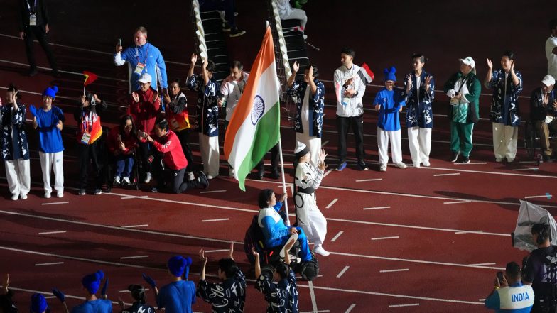 Sports News | Asian Para Games: Double Gold-medalist Mona Agarwal Leads Indian Contingent in Closing Ceremony