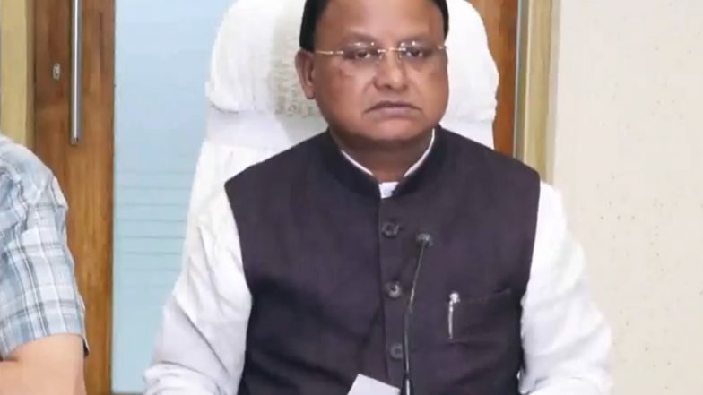 India News | Odisha Braces for Cyclone Arnab, CM Majhi Targets Zero Casualties as Storm Nears Coast on Oct 28