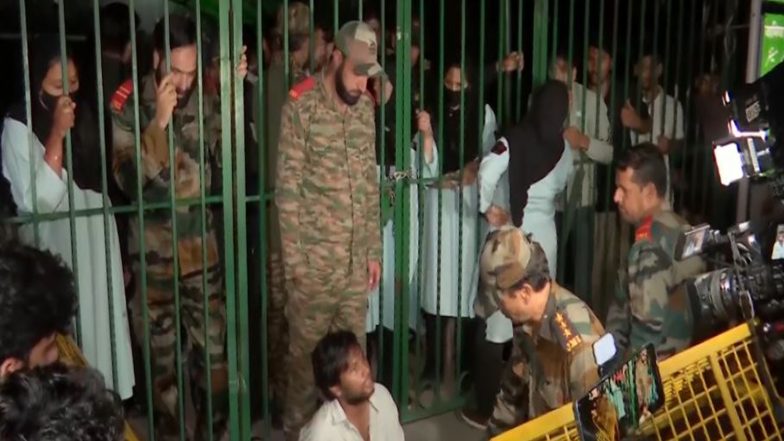 India News | Jamia Protest: Students Reject Poll Assurance, Vow to Continue Agitation 