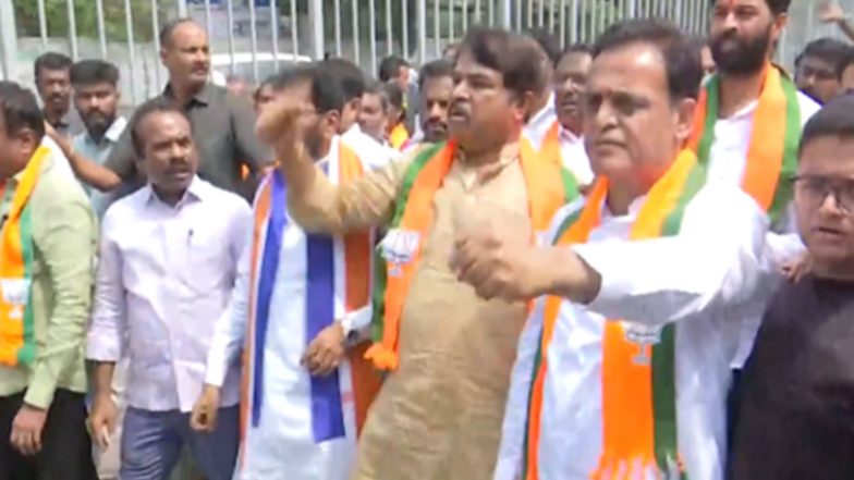 India News | BJP Stages Protest in Bengaluru over Kharge’s Remarks, Police Detain Protesters