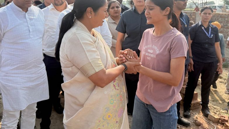 India News | MCD Suspends Junior Engineer for Demolition at Jagriti Mishra’s Animal Shelter Day After CM Rekha Gupta Assured Action
