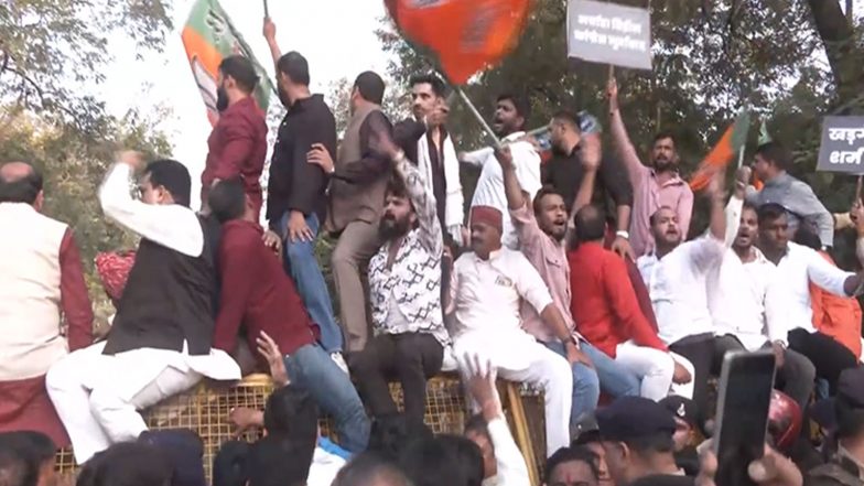 India News | MP: BJP Stages Protest Against Congress over Kharge’s Remarks on PM Modi’s Father in Bhopal
