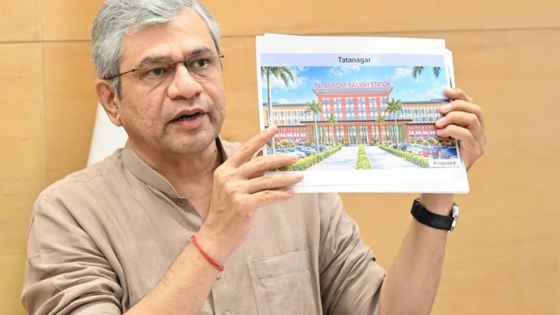 India News | Santragachi-Khatipura Express Flagged Off; Ashwini Vaishnaw Outlines Infrastructure Push for Tatanagar