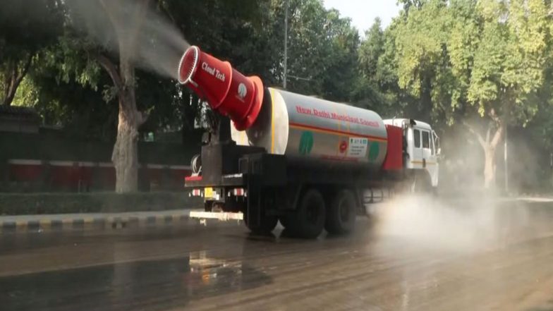 India News | Delhi Records 'moderate' Air Quality, AQI at 168; Toxic Foam Resurfaces on Yamuna