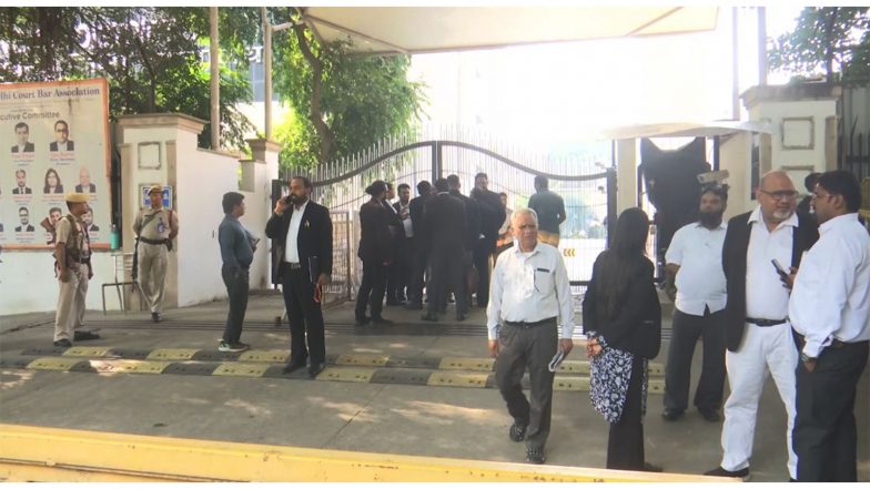 India News | Lawyers Strike Across Delhi District Courts over Alleged Police Intimidation