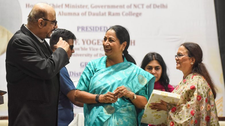 India News | “Every Girl in Delhi Should Move Forward Fearlessly”: CM Rekha Gupta Inaugurates Facilities at Daulat Ram College