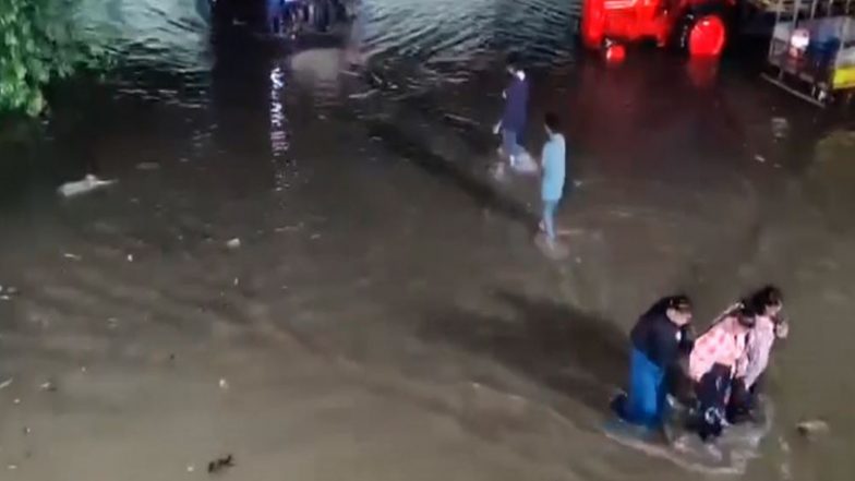 India News | Cyclone Arnab Continues Landfall off Andhra Coast, to Continue for Next 3 Hours