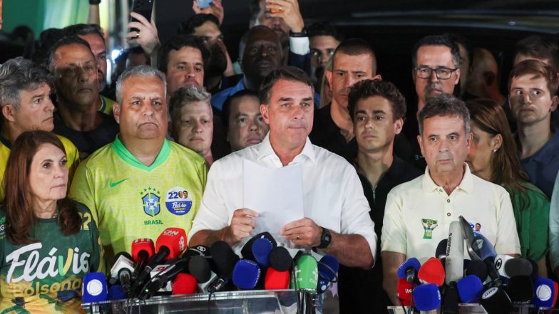 World News | Trump Approved Flávio Bolsonaro's US Entry After Brazil Election Loss: Reports