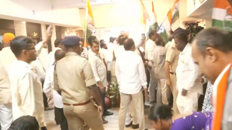India News | Telangana Congress Protests, Demands Special Trains to Delhi for November 1 INDIA Bloc Rally
