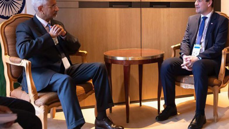 World News | EAM Jaishankar Extends National Day Greetings to Czech Republic, Reaffirms Strategic Partnership on Innovation