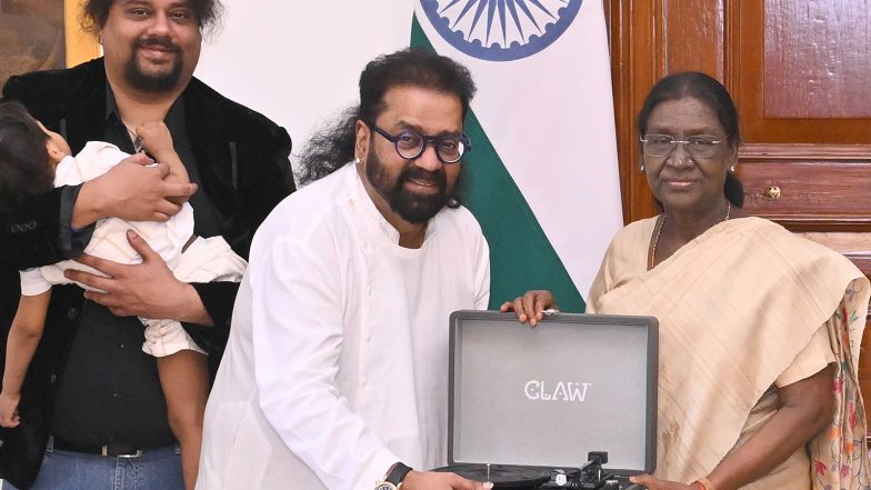 India News | Vande Mataram: A Timeless Song, Four Generations, and a Historic Moment at Rashtrapati Bhavan