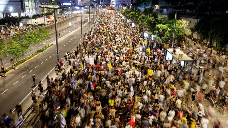 World News | Israel: Hundreds Protest in Tel Aviv, Jerusalem and Haifa Calling for Jewish-Arab Government
