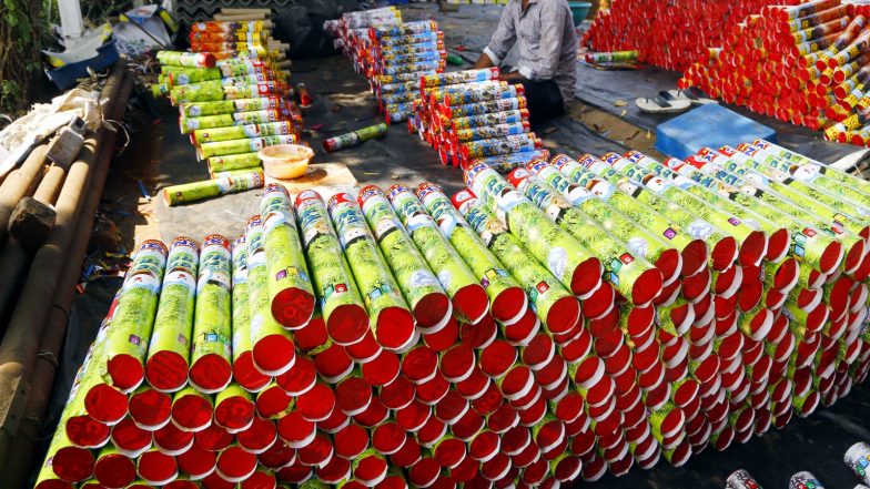 India News | Festive Enthusiasm High, Absolute Ban on Firecrackers No Solution, but Don’t Make Mockery of Our Orders: SC to Delhi Govt
