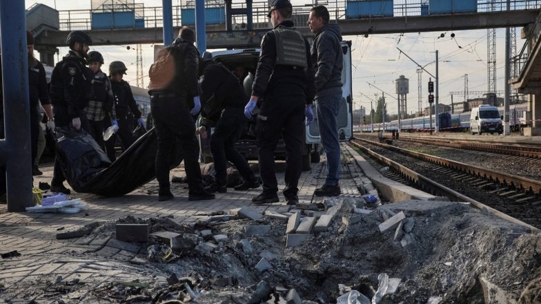 World News | Zelenskyy Calls for Stronger EU Support as Antonio Costa Condemns Russian Strikes That Kill 19 in Ukraine