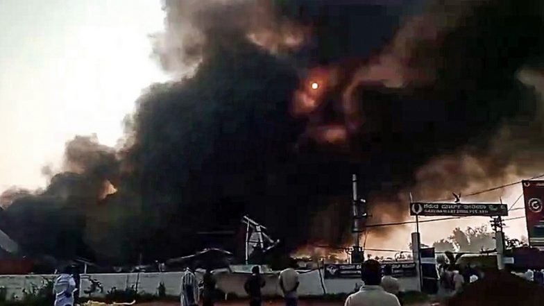 Gujarat: 4 Killed in Boiler Explosion at Chhatral GIDC (Video)